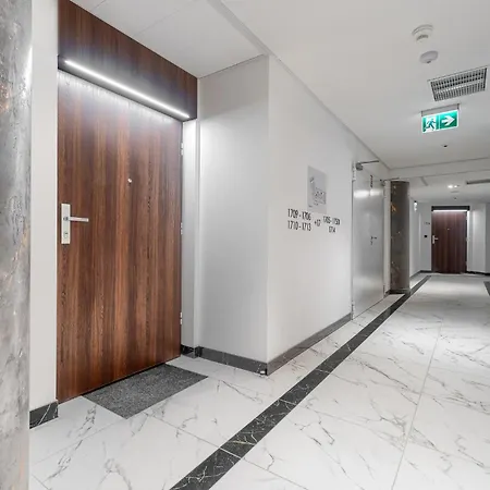 Apartament Margi Velvet 13th Floor Led Ceiling Bath Pool *