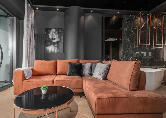 Апартаменты Margi Velvet 13th Floor Led Ceiling Bath Pool Щецин